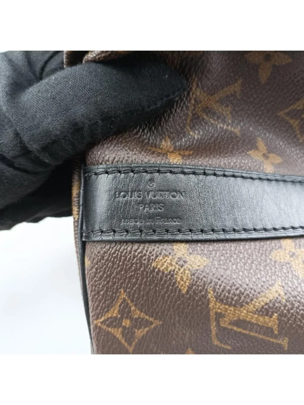 Louis Vuitton Keepall Bandouliere 45 Monogram Eclipse Canvas
